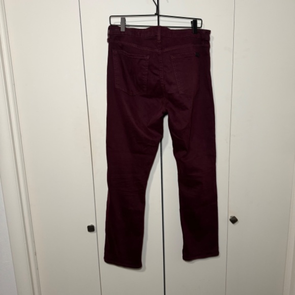 7 for all Mankind Jeans Women's Size 10 Maroon Jen7 Slim Straight Sateen - Picture 4 of 5